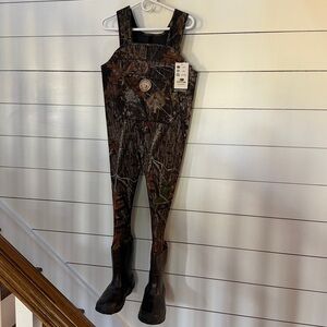 NWT Mossy Oak Camouflage Youth Duck Hunting Waders